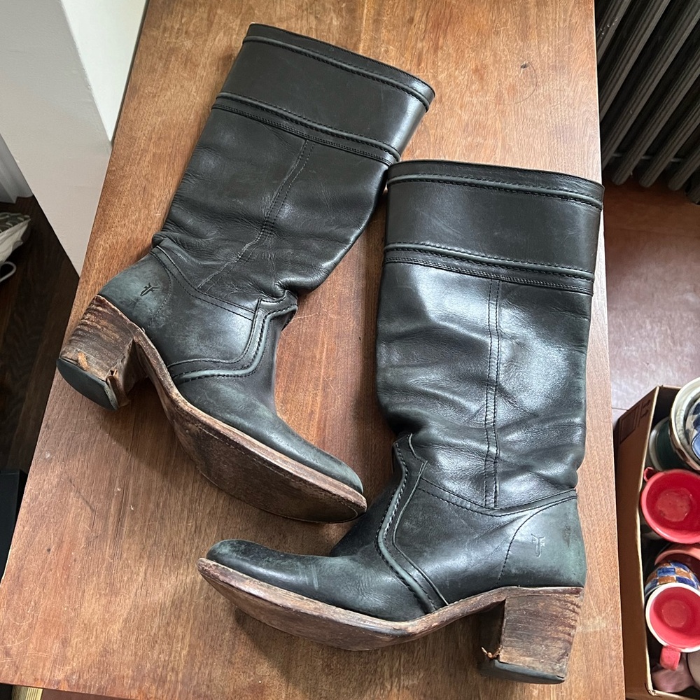 black frye boots.